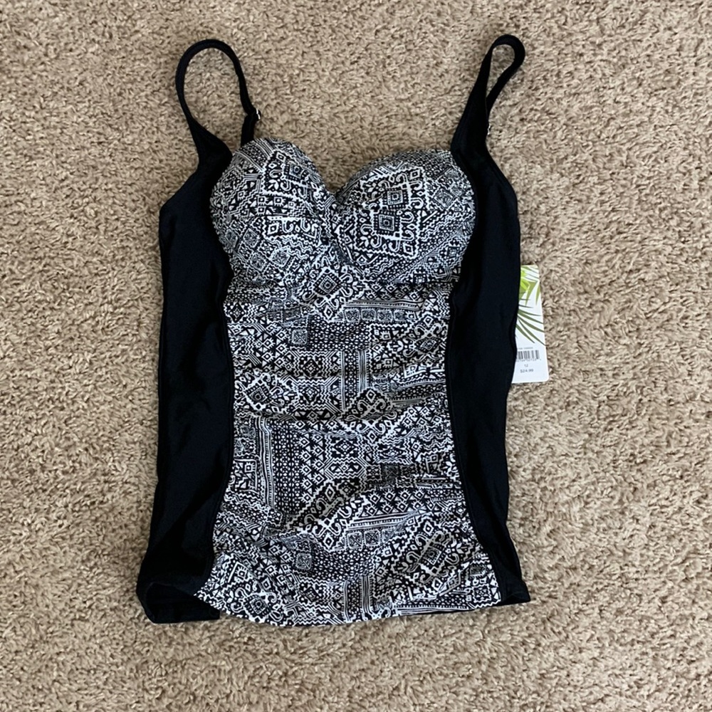 WOMENS TANKINI BATHING SUIT TOP SIZE 12